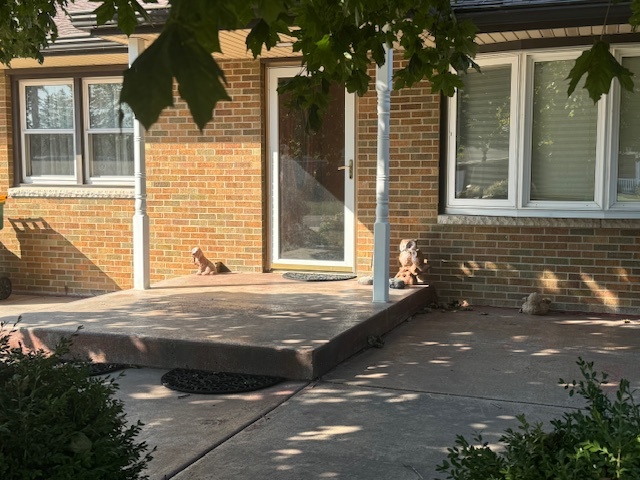 1518 Sharon Road Streator, IL 61364 - Photo 2 of 37 a view of a brick house with a large windows