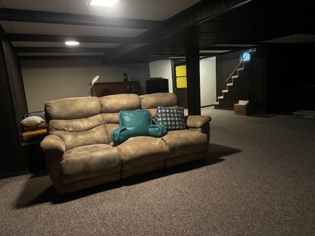 1518 Sharon Road Streator, IL 61364 - Photo 22 of 37 a living room with furniture and a lamp