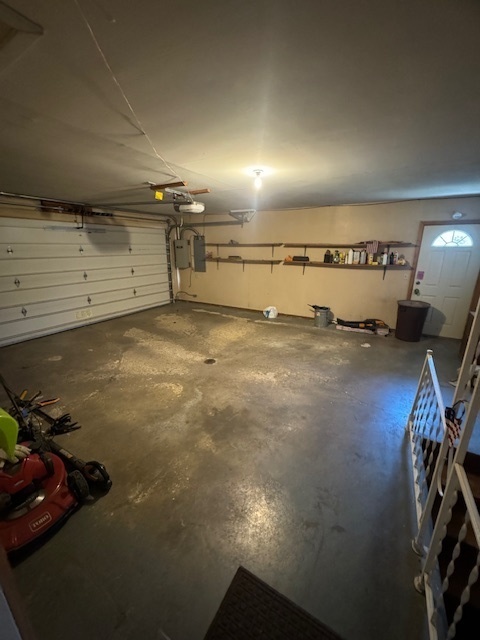 1518 Sharon Road Streator, IL 61364 - Photo 33 of 37 a view of a room with gym equipment
