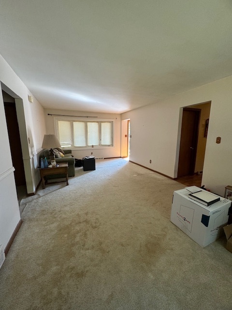 1518 Sharon Road Streator, IL 61364 - Photo 6 of 37 a view of livingroom with furniture and a flat screen tv