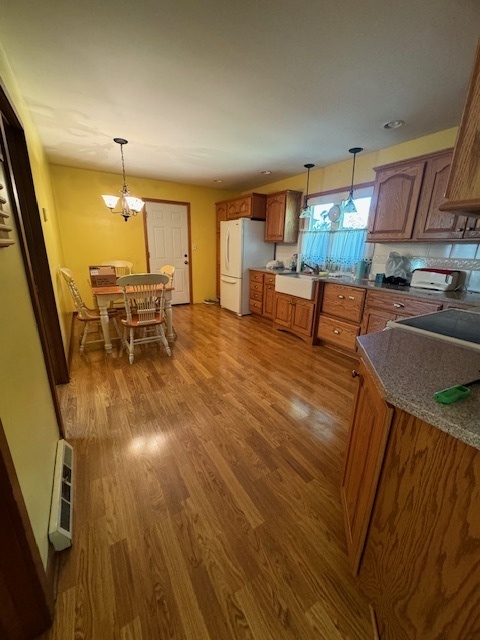 1518 Sharon Road Streator, IL 61364 - Photo 8 of 37 a living room with furniture and a table