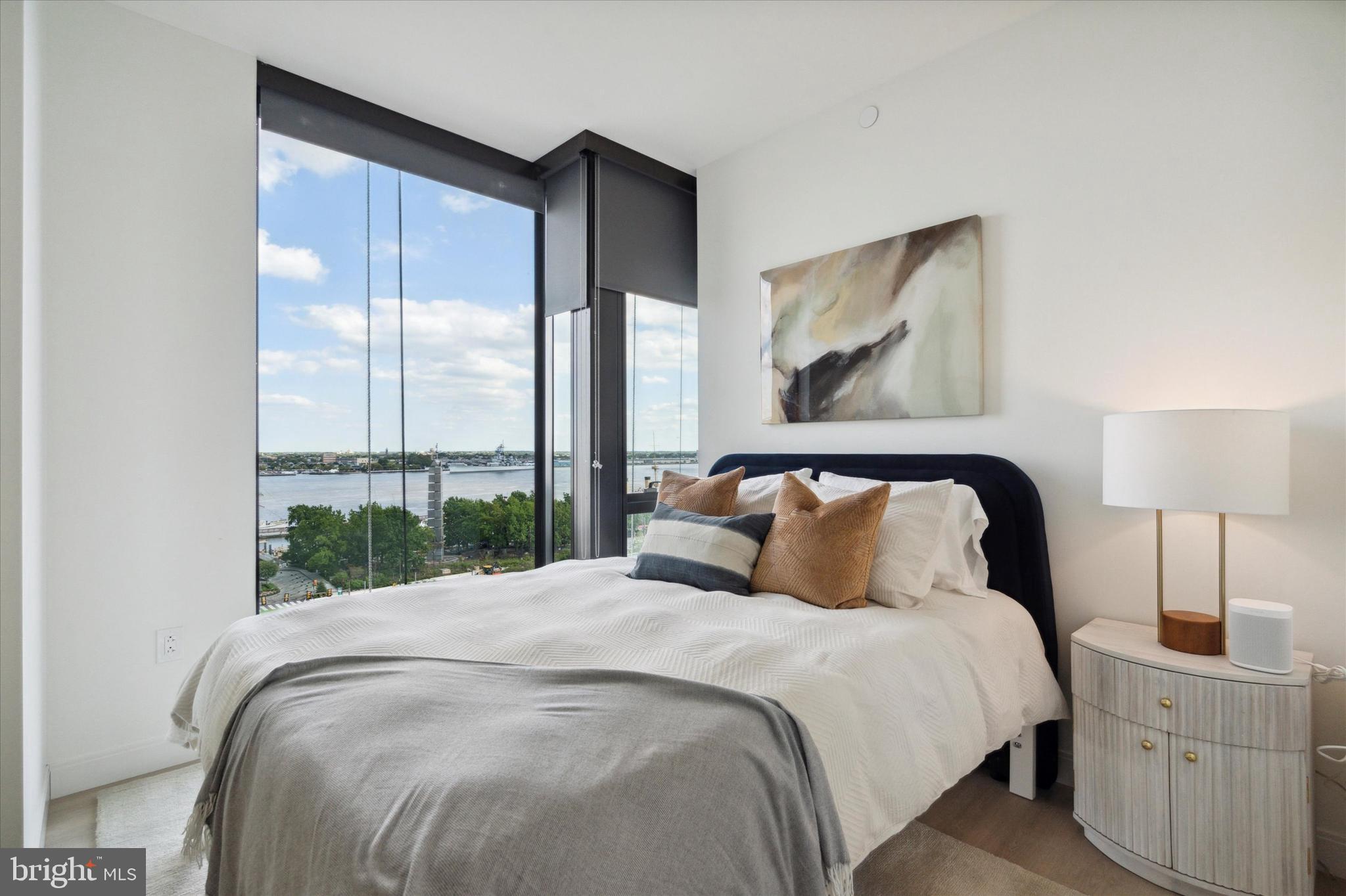 1-5 Dock Street, Unit 2002 Philadelphia, PA 19106 - Photo 12 of 47