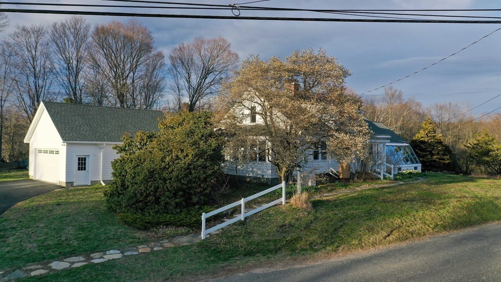 574 North Gulf Road Belchertown, MA 01007 - Photo 2 of 41 Gallery Image 2