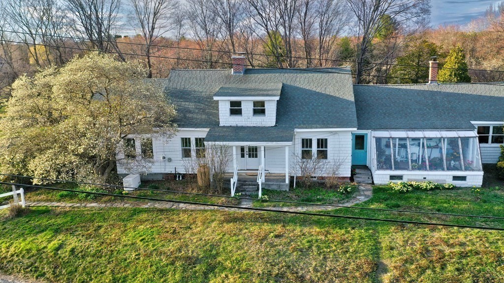 574 North Gulf Road Belchertown, MA 01007 - Photo 3 of 41 Gallery Image 3