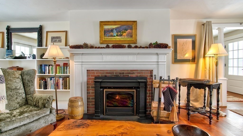 574 North Gulf Road Belchertown, MA 01007 - Photo 5 of 41 Gallery Image 5
