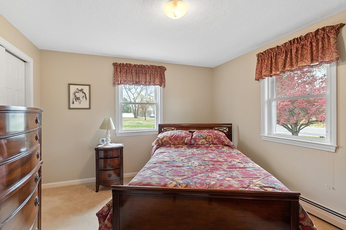 44 Hazen Road Bedford, NH 03110 - Photo 20 of 36 Gallery Image 20