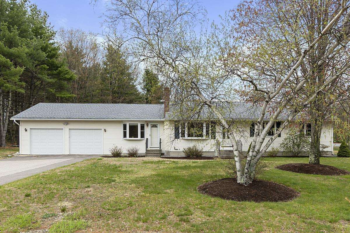44 Hazen Road Bedford, NH 03110 - Photo 32 of 36 Gallery Image 32