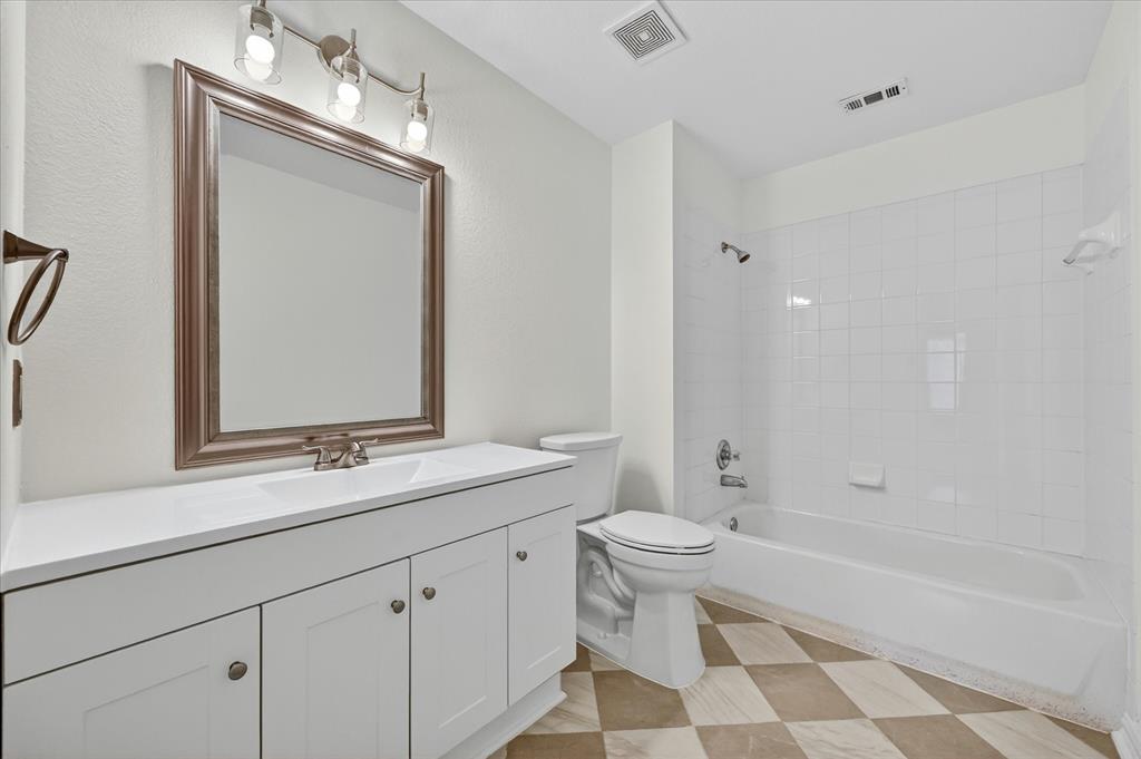 2540 Blue Myrtle Way Dallas, TX 75212 - Photo 21 of 32