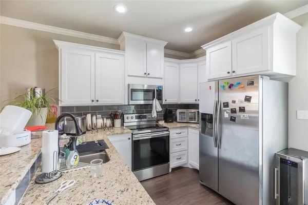 $560,000 | 7334 Mountain View Road, Abilene, TX 79602