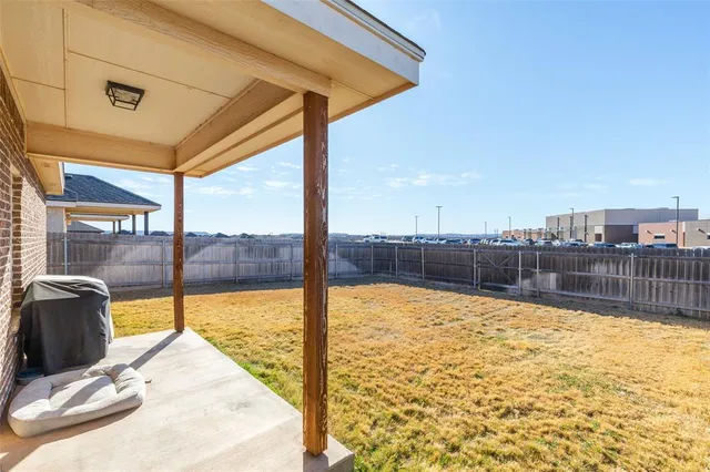 $560,000 | 7334 Mountain View Road, Abilene, TX 79602