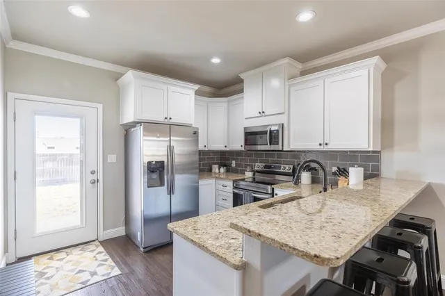 $560,000 | 7334 Mountain View Road, Abilene, TX 79602