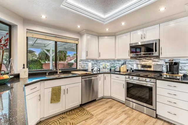 $3,500 | 43622 Warner Trail, Palm Desert, CA 92211