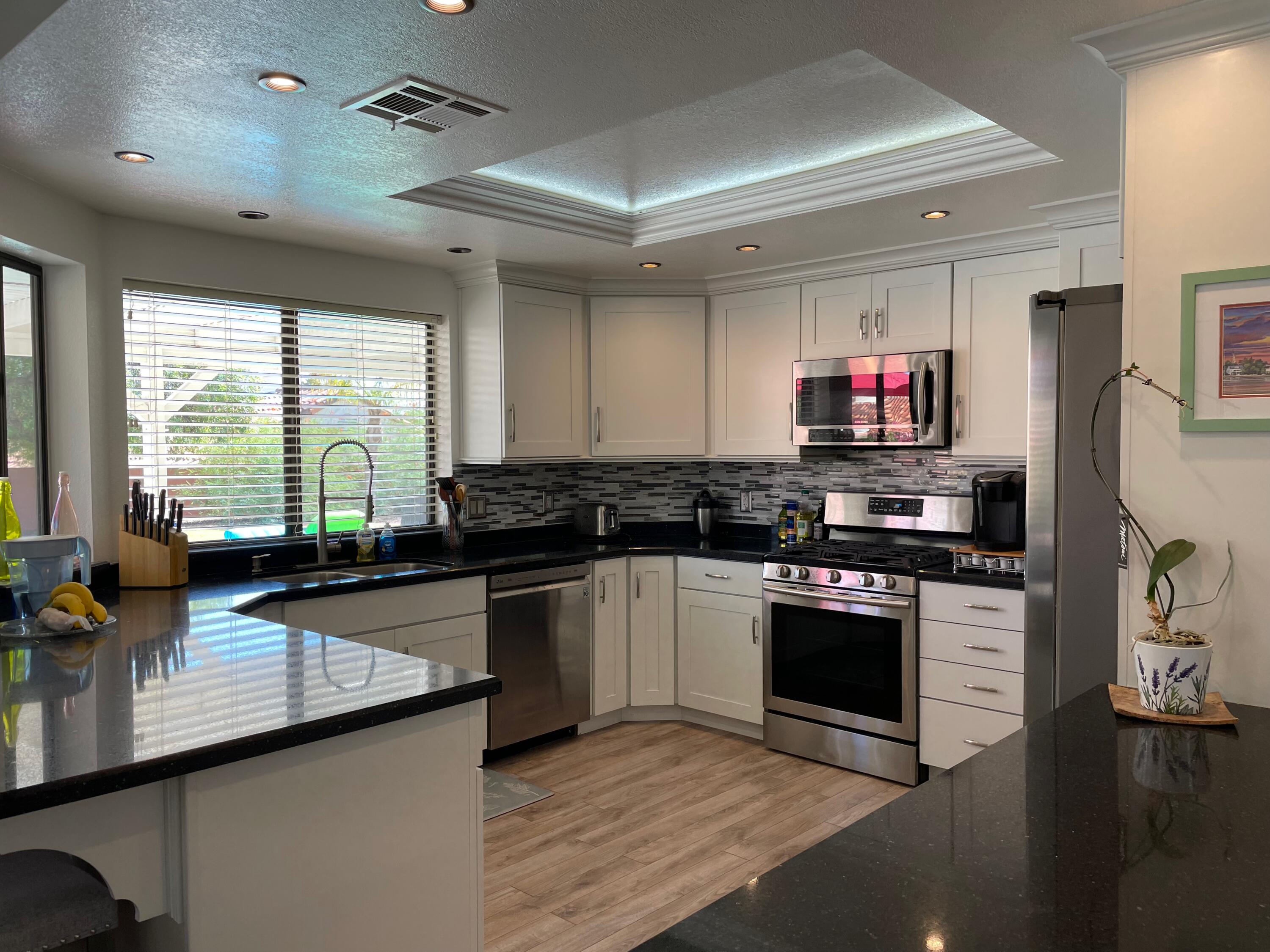 43622 Warner Trail Palm Desert, CA 92211 - Photo 15 of 51 IMG_1039