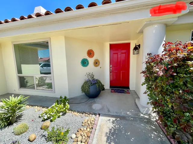 $3,500 | 43622 Warner Trail, Palm Desert, CA 92211