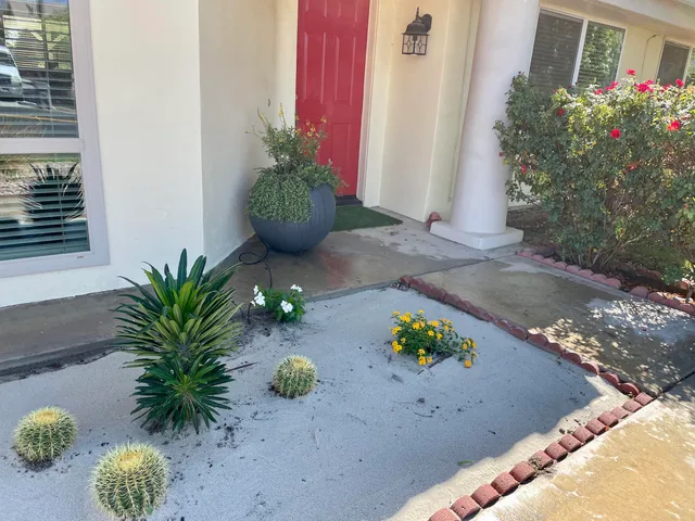 $3,500 | 43622 Warner Trail, Palm Desert, CA 92211