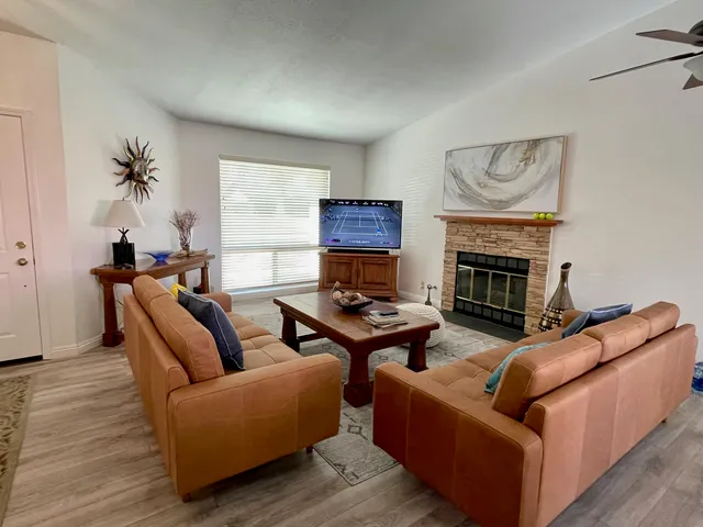 $3,500 | 43622 Warner Trail, Palm Desert, CA 92211