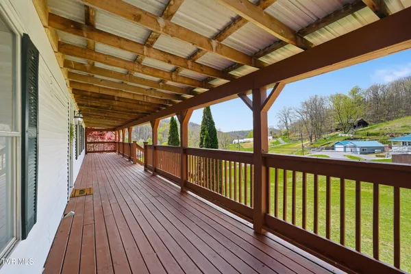 $229,985 | 17953 Nordyke Road, Bristol, VA 24202