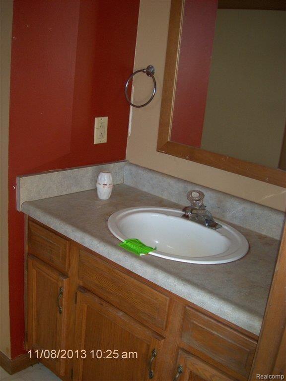 5766 Fargo Road Avoca, MI 48006 - Photo 7 of 11 HPIM7456.JPG