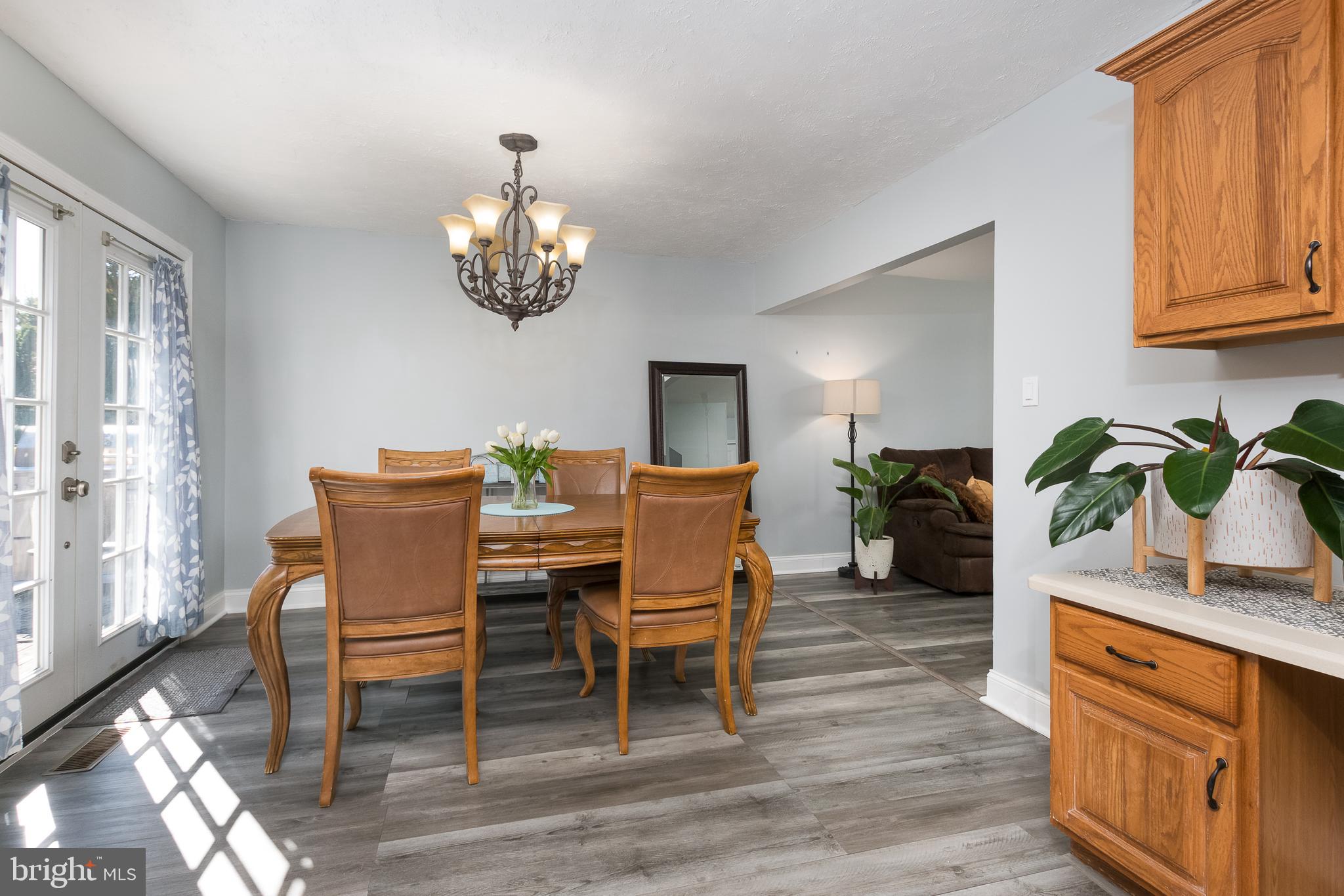 17 Bayberry Road Ewing, NJ 08618 - Photo 12 of 32