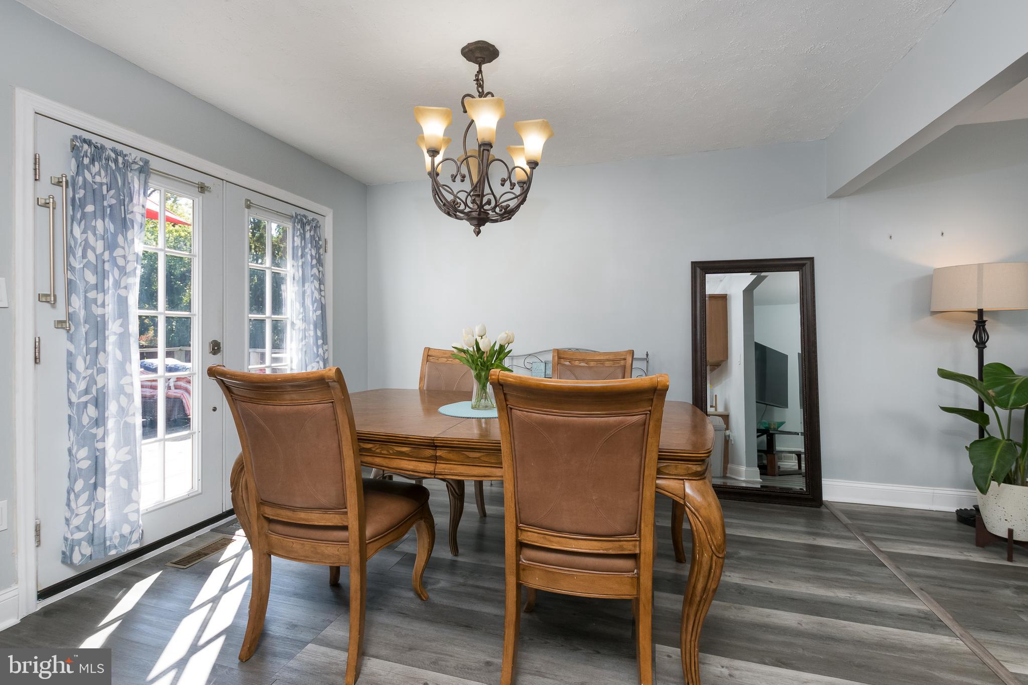 17 Bayberry Road Ewing, NJ 08618 - Photo 13 of 32