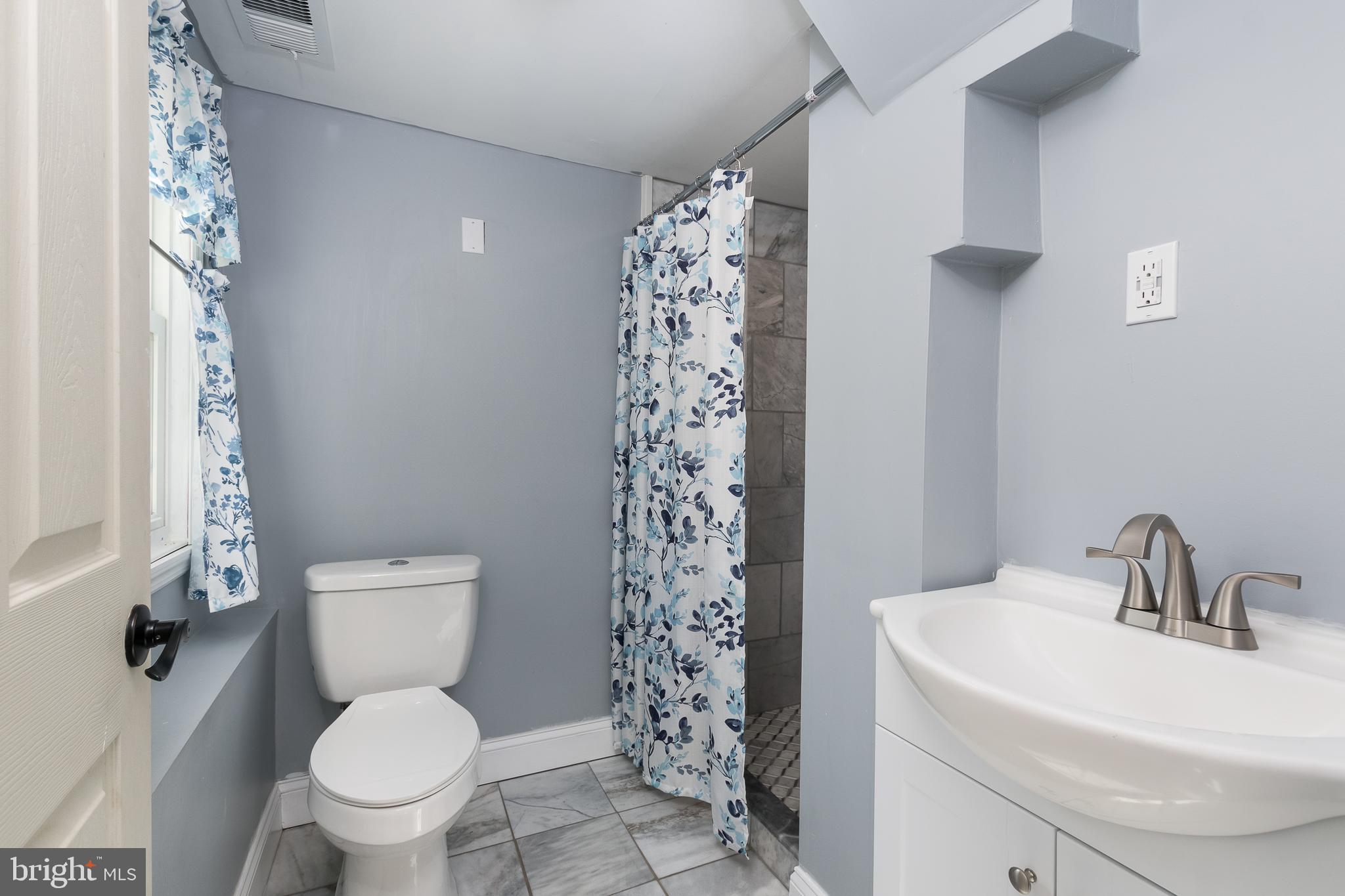 17 Bayberry Road Ewing, NJ 08618 - Photo 19 of 32