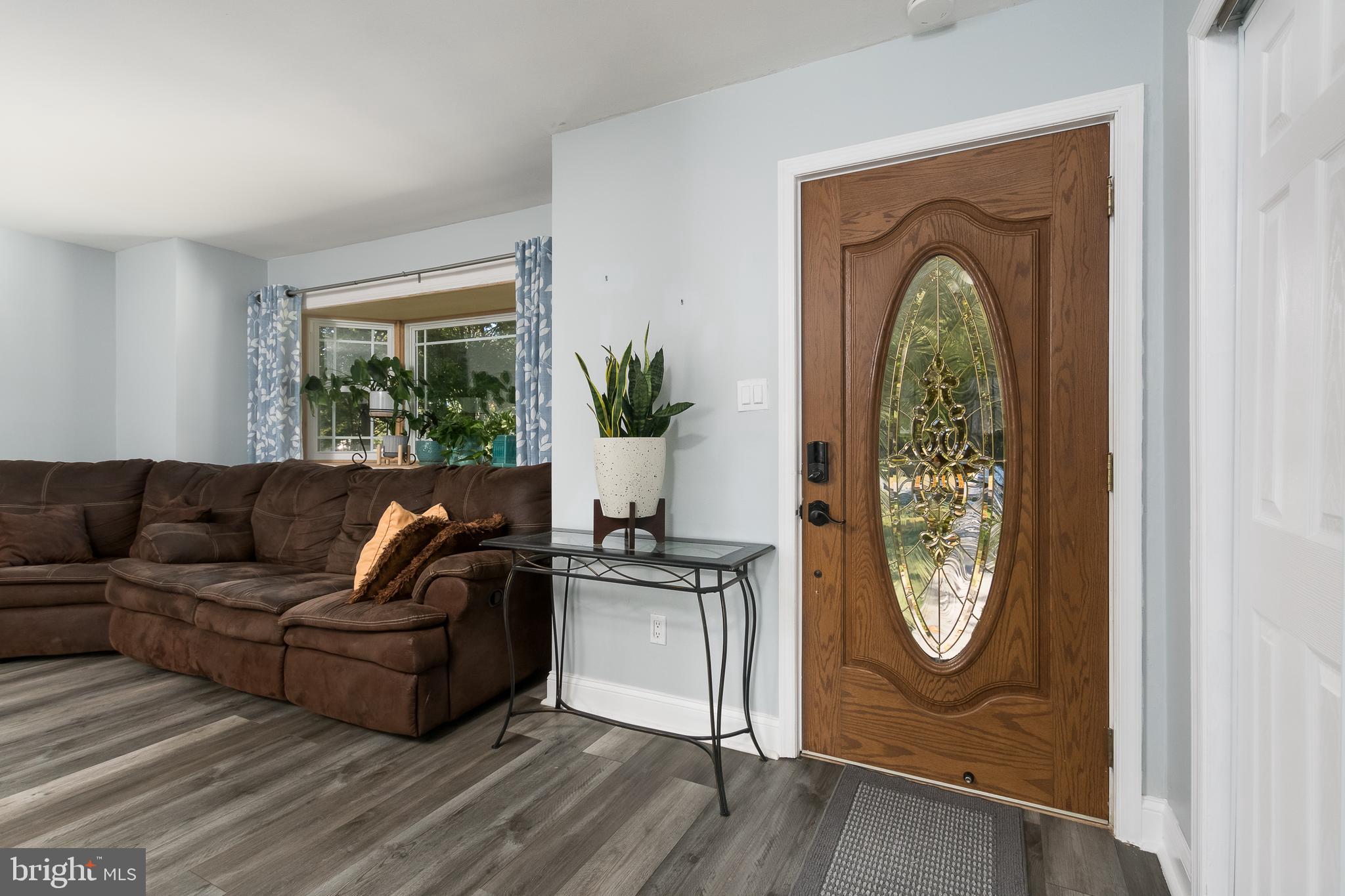 17 Bayberry Road Ewing, NJ 08618 - Photo 4 of 32