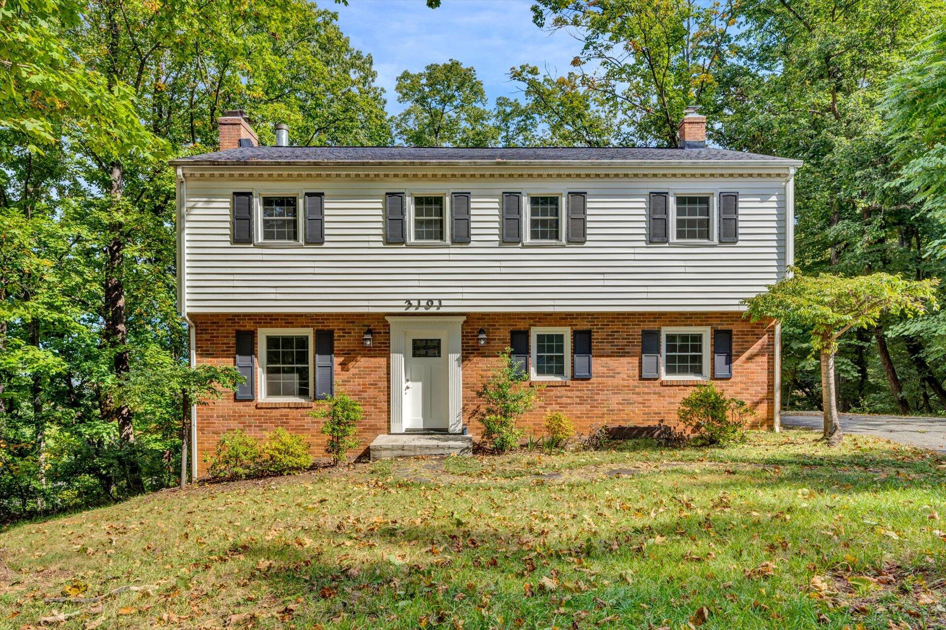 3101 Stoneridge Road Southwest Roanoke, VA 24014 - Photo 1 of 41 01-100920230040