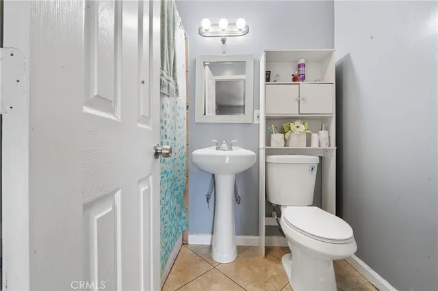 $640,000 | 409 West Cedar Street, Compton, CA 90220