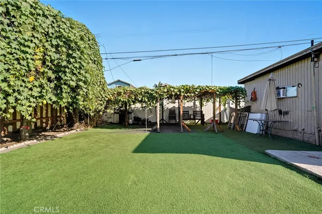 $640,000 | 409 West Cedar Street, Compton, CA 90220