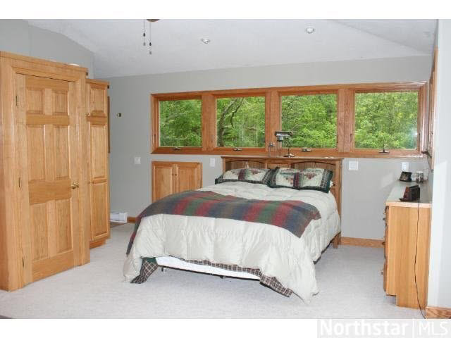 216 Ilwaco Road River Falls, WI 54022 - Photo 7 of 9 Gallery Image 7
