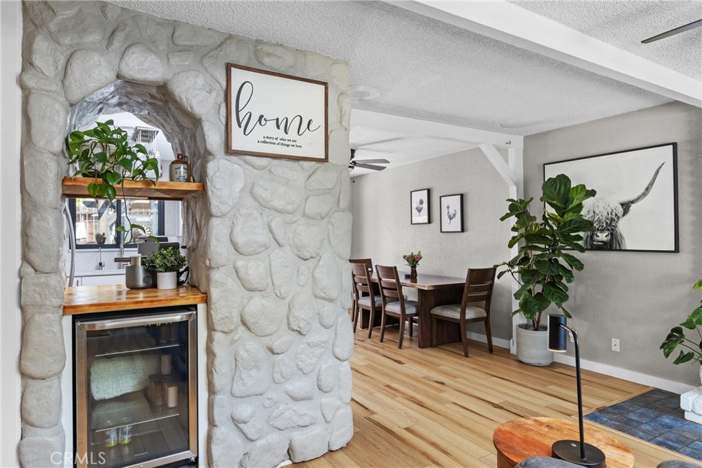 4913 Sparrow Hawk Lane Paso Robles, CA 93446 - Photo 10 of 33 a view of a chairs and table in a room