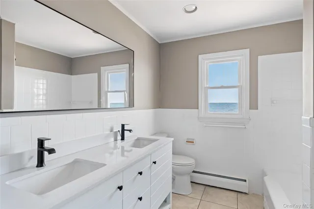 $1,450,000 | 167 Secatogue Lane West, West Islip, NY 11795