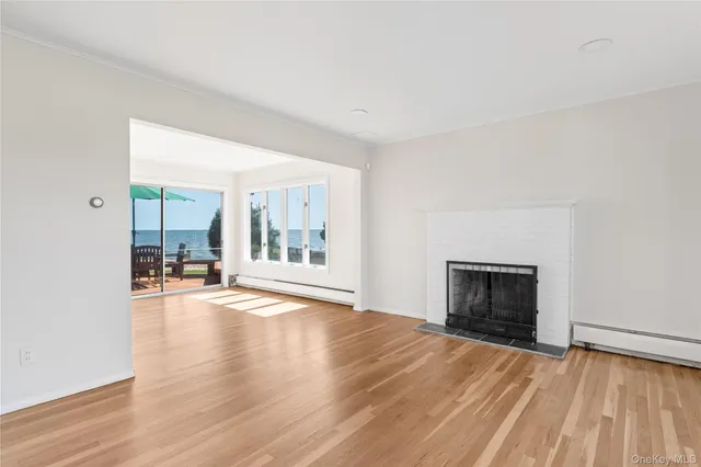 $1,450,000 | 167 Secatogue Lane West, West Islip, NY 11795