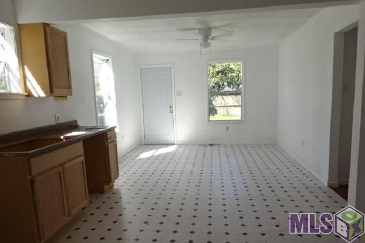 4085 Sycamore Street Baton Rouge, LA 70805 - Photo 4 of 18 Gallery Image 4