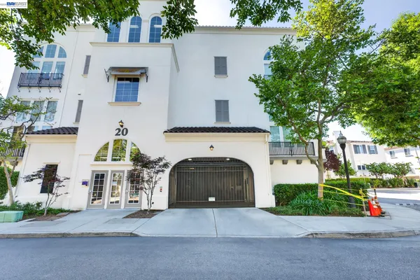 $2,800 | 20 Ryland Park Drive, Unit 204, San Jose, CA 95110