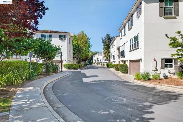 $2,800 | 20 Ryland Park Drive, Unit 204, San Jose, CA 95110
