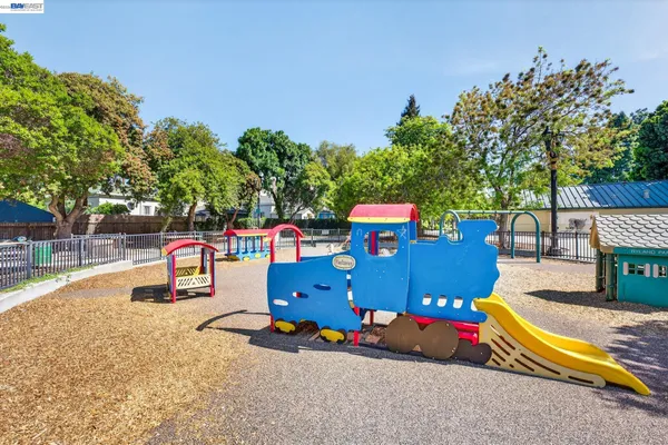 $2,800 | 20 Ryland Park Drive, Unit 204, San Jose, CA 95110