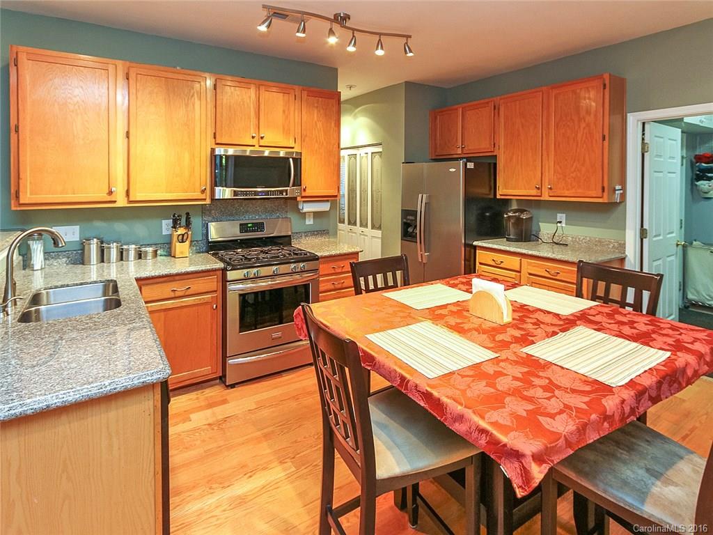 504 North Portman Lane Fort Mill, SC 29708 - Photo 10 of 24