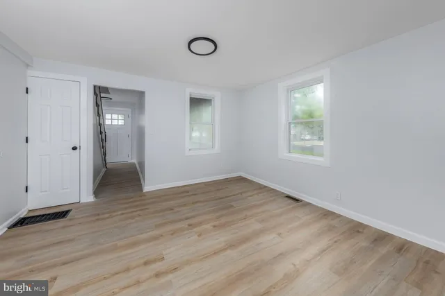 $269,900 | 400 North 7th Street, Vineland, NJ 08360