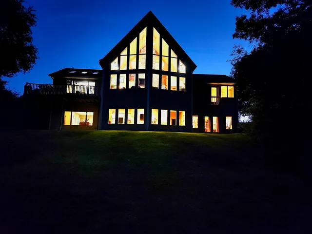 $1,390,000 | N7182 McCabe Road, Elkhorn, WI 53121