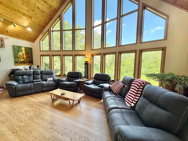 $1,390,000 | N7182 McCabe Road, Elkhorn, WI 53121