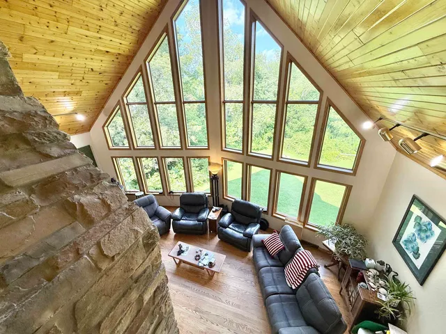 $1,390,000 | N7182 McCabe Road, Elkhorn, WI 53121