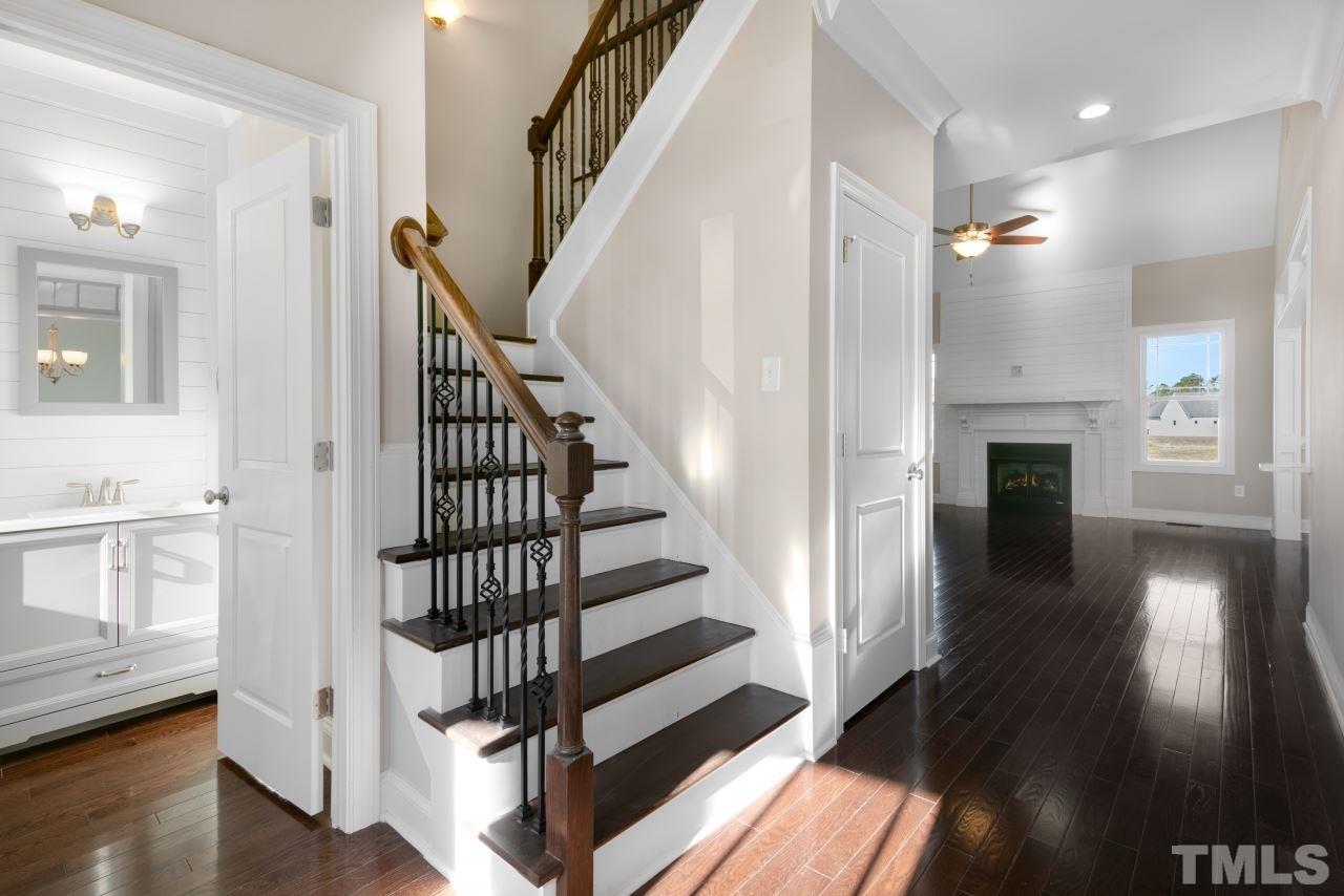 1048 Dixon Road Willow Spring, NC 27592 - Photo 4 of 30 Gallery Image 4