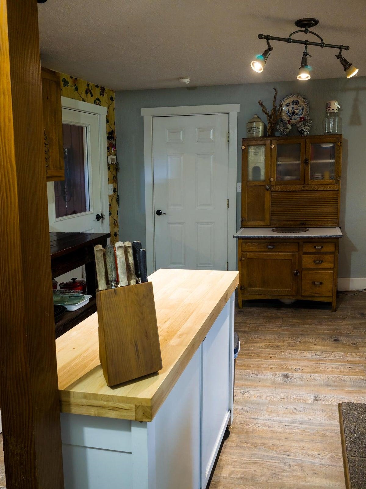 1239 Kewa-Meteor Road Inchelium, WA 99138 - Photo 9 of 38