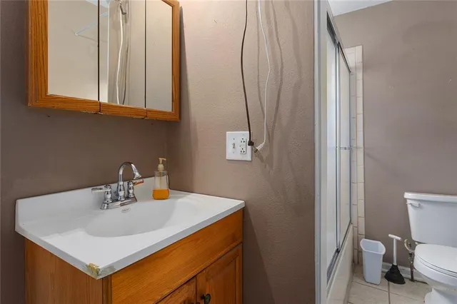 $185,000 | 6114 North Main Street, Gladstone, MO 64118