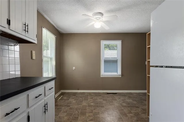 $185,000 | 6114 North Main Street, Gladstone, MO 64118