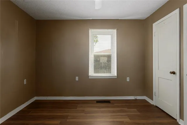 $185,000 | 6114 North Main Street, Gladstone, MO 64118