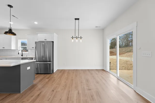 $525,000 | 288 Woodland Creek Drive, McMinnville, TN 37110