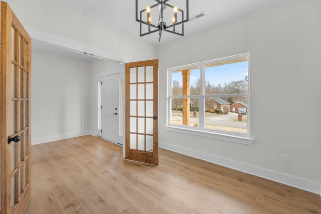 $525,000 | 288 Woodland Creek Drive, McMinnville, TN 37110