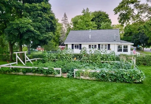 $289,900 | 113 Powers Street, Cadillac, MI 49601